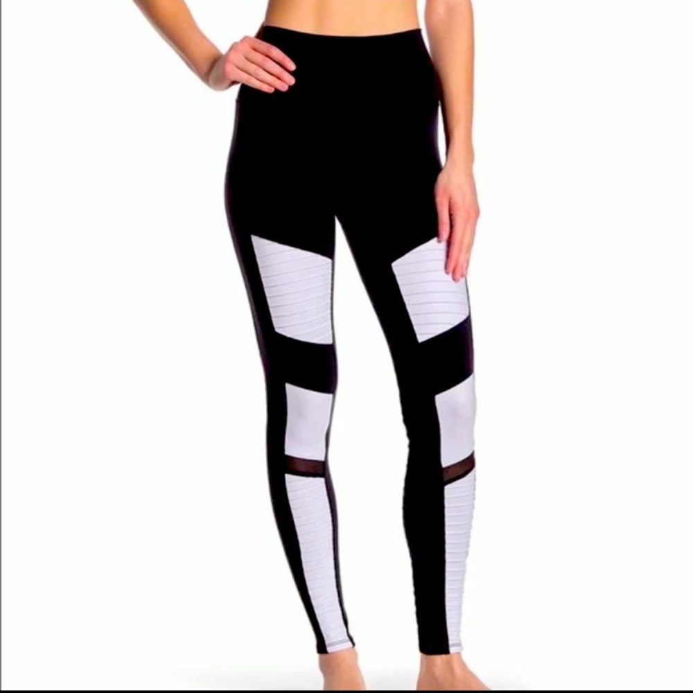 Limited edition Alo Yoga High-Waist Moto Leggings